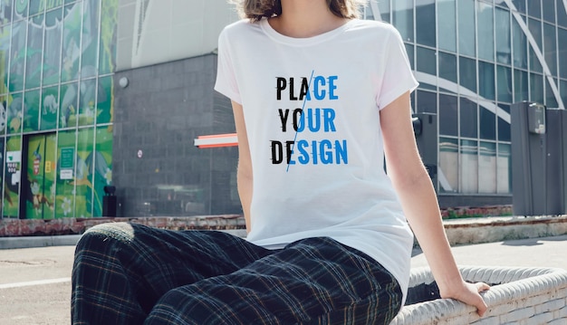 Realistic female tshirt mockup design