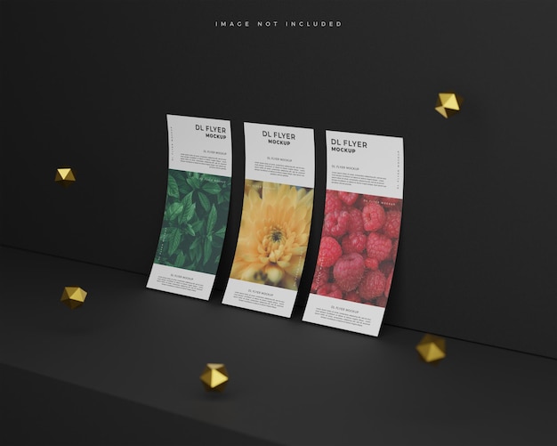 PSD mockup di brochure di volantini realistici