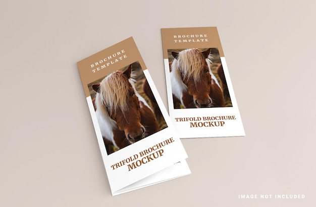 Modello di mockup di brochure a tre ante realistico