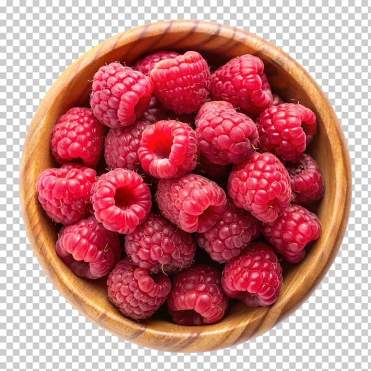 PSD ripe rasberries in wooden bowl isolated on transparent background