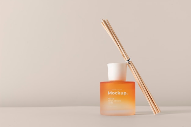 room diffuser label mock-up with bottle and sticks