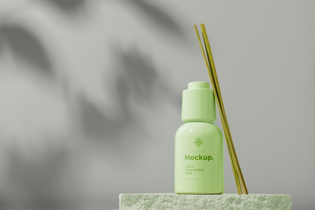 room diffuser label mock-up with bottle and sticks