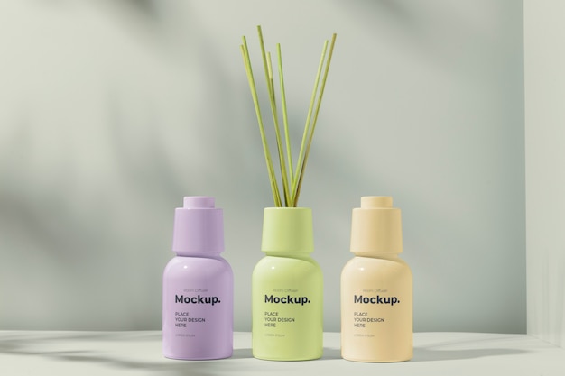 room diffuser label mock-up with bottle and sticks