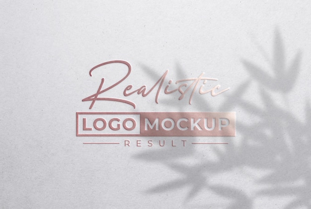 Rose gold foil stamping logo mockup op wit papier met overlay shadow