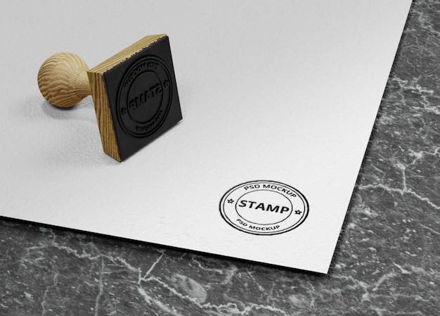 Mockup logo timbro di gomma su carta con versione rotonda