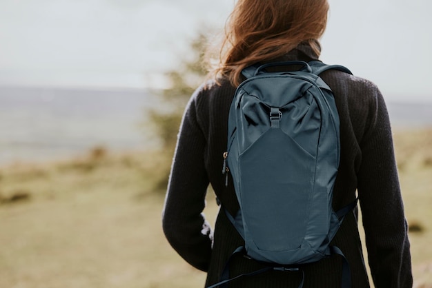 Rucksack mockup buitenactiviteit psd