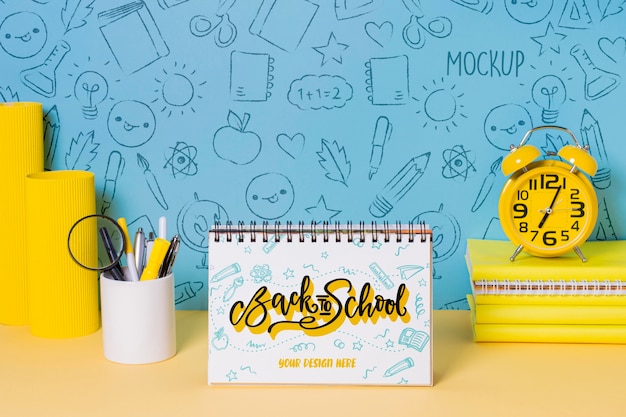 PSD materiale scolastico e blocco note con mock-up