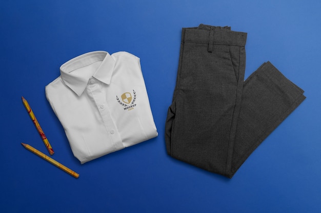 Schooluniform voor kinderen mock-up ontwerp