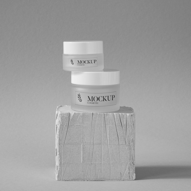 PSD schoonheidsverzorging cosmetisch product mock-up