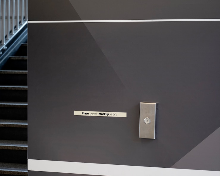 PSD signage inside a lift