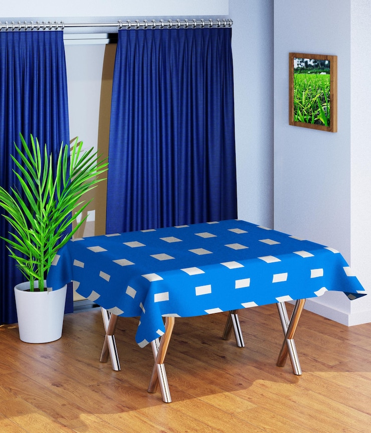PSD simple and elegant realistic table cloth mockup