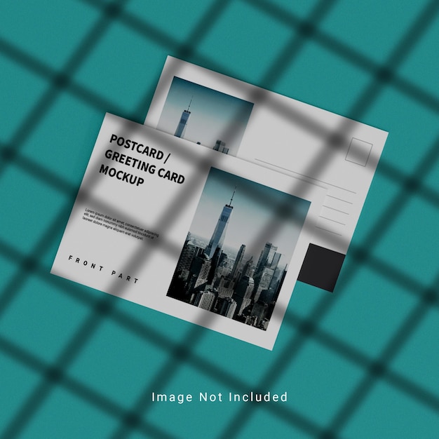 シンプルなポストカードとグリーティングカードのモックアップ