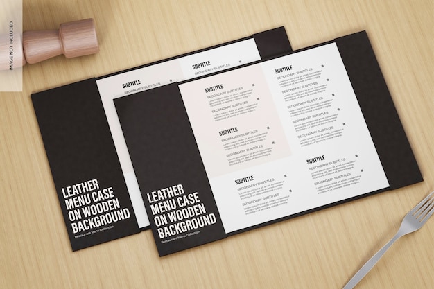 Skórzane etui na menu na drewnianym tle makieta