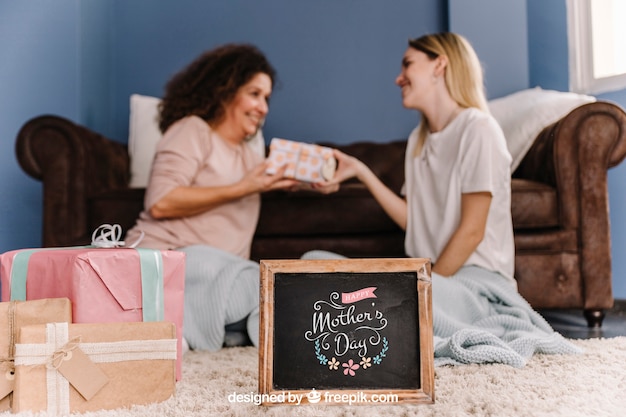 PSD slate mockup per la festa della mamma