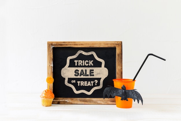 PSD slate mockup con il concetto di halloween