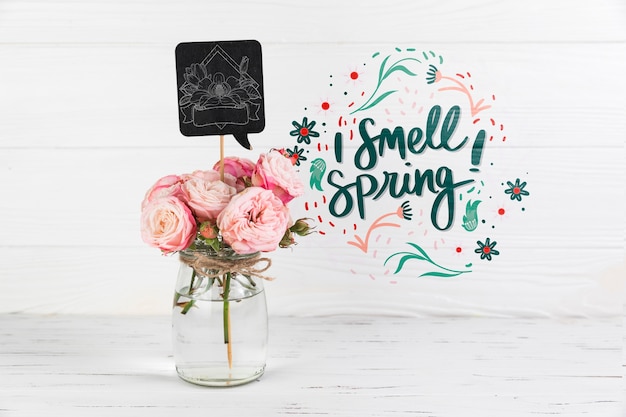 Slate mockup con il concetto di primavera