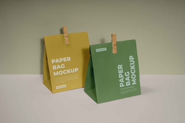 Mockup di sacchetto di carta piccolo