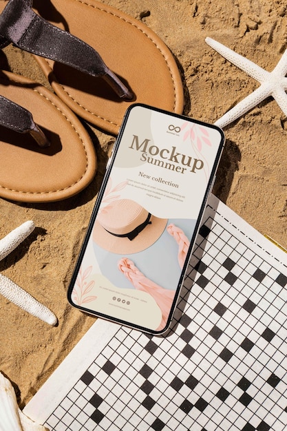 Smartphone-mock-up in reisarrangement voor de zomer