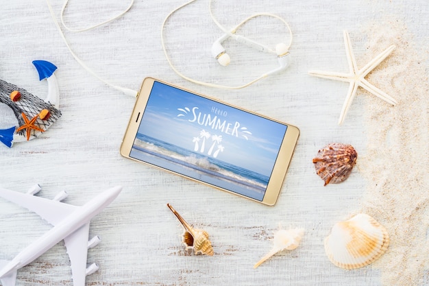 Smartphone-mock-up sjabloon voor zomervakantie