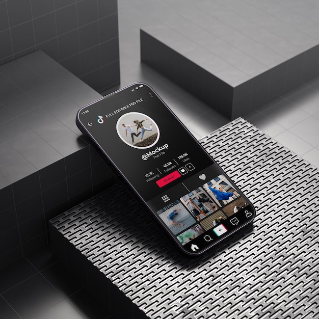 スマートフォンのモックアップデザイン