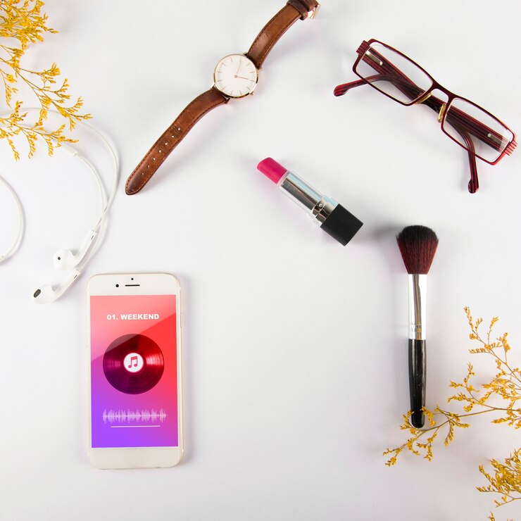 PSD smartphone mockup and make up elements
