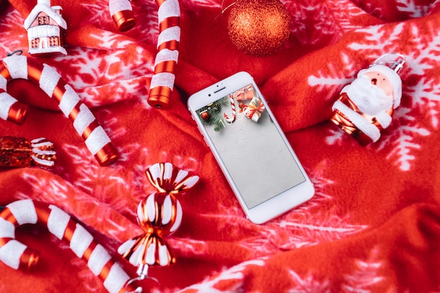 PSD smartphone mockup met kerst elementen