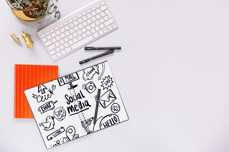 PSD social media and internet mockup with keyboard