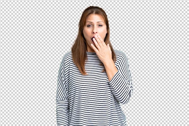 Średnioletnia brunetka.