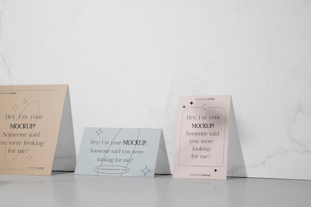 PSD carta mock-up di cancelleria stand-up