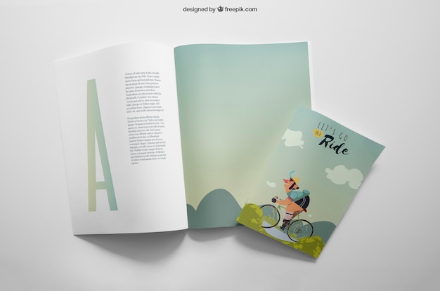 PSD mockup di cancelleria con brochure aperta