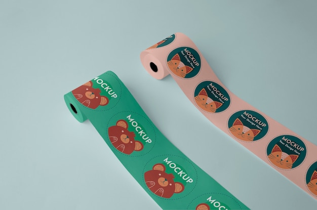 Sticker rolls with bears and cats