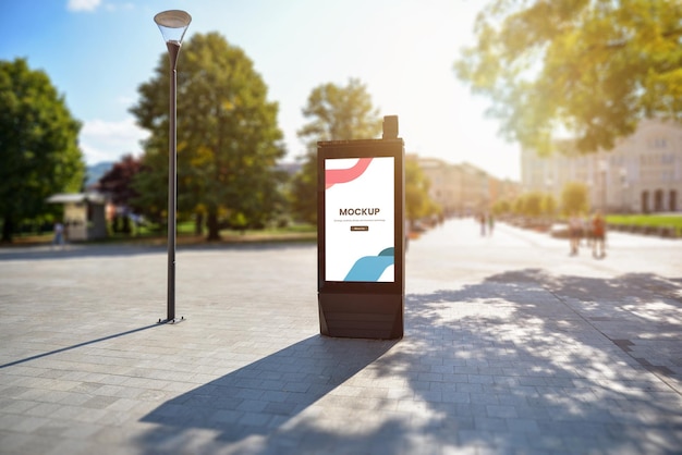 PSD mockup di tabellone per le affissioni a led della città di strada