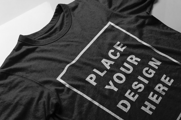 PSD t-shirt screen mockup