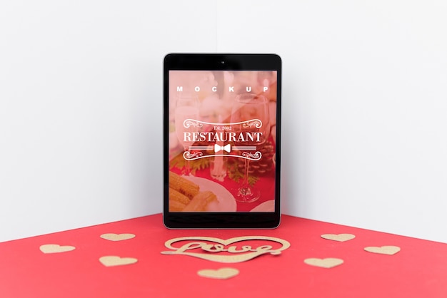 PSD tablet mockup with valentine concept