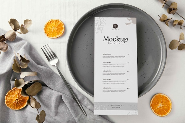 Tableware arrangement with mock-up menu