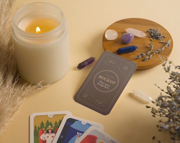 PSD tarotkaart in studio mockup