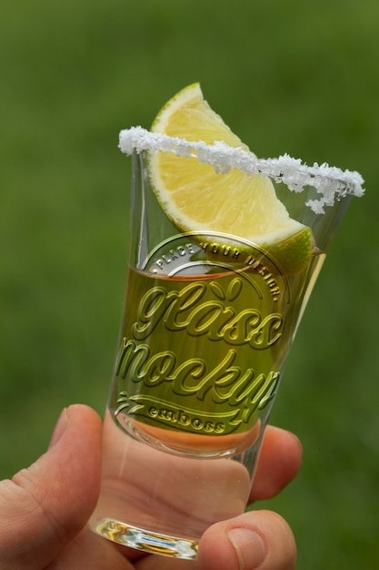 PSD tequila shot mockup-ontwerp