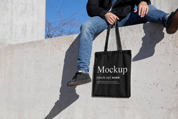 Tote bag mockup outside