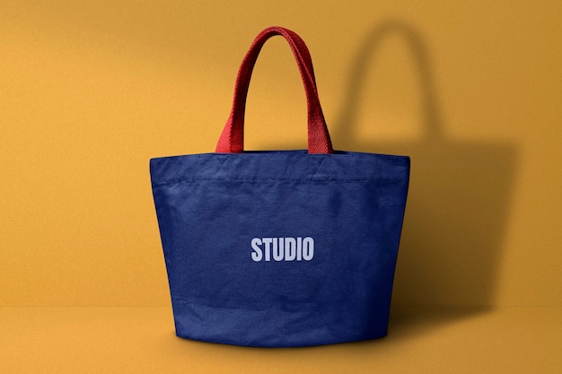 Tote bag mockup psd fashion style