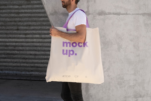 PSD tote tas mockup buiten