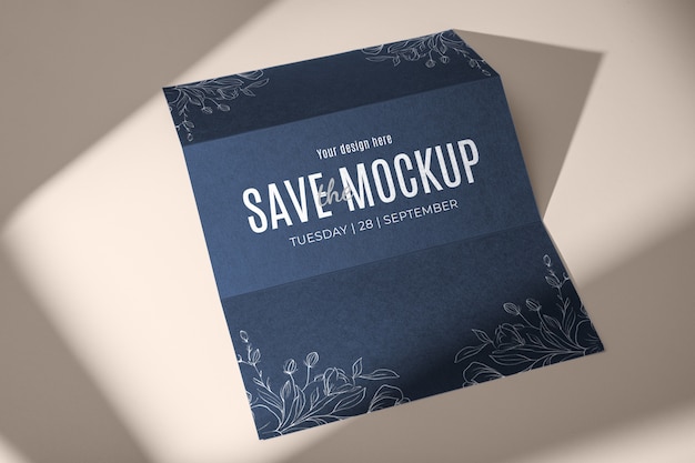 Mockup di inviti di nozze a tre ante