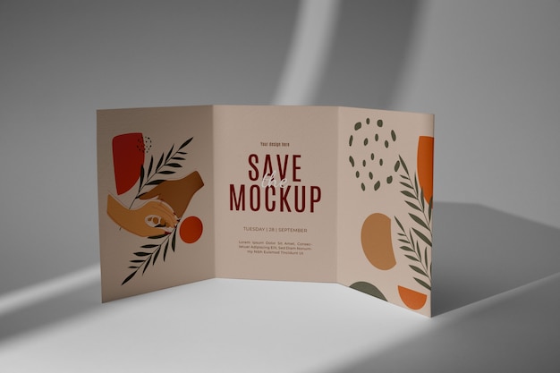 Mockup di inviti di nozze a tre ante