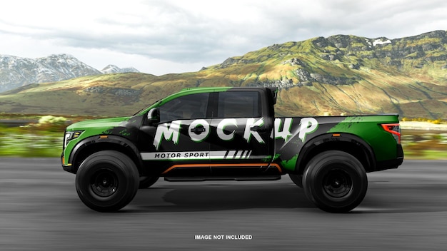 Truck car mockup op de weg met berg achtergrond