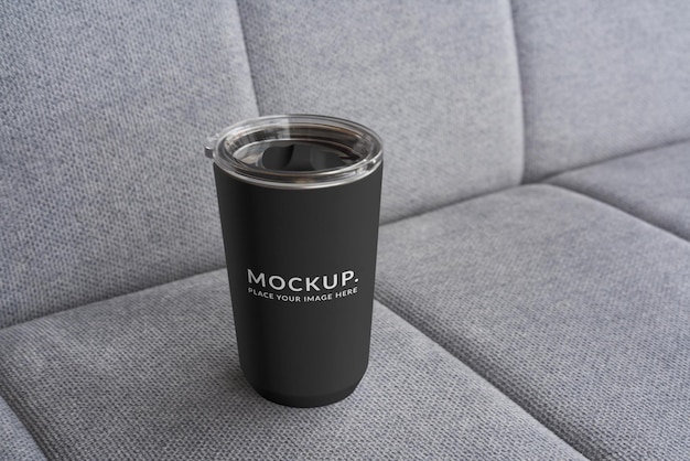 Tumbler mock-up, caffè da asporto bicchiere di plastica