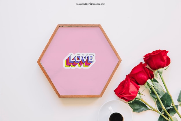 Valentine mockup met rozen en frame