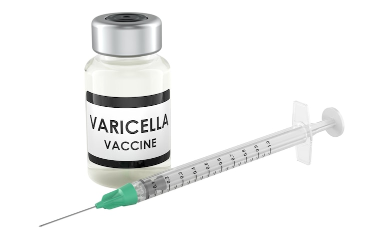 PSD varicella vaccine vial with syringe 3d rendering isolated on transparent background