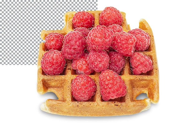 PSD verse rijpe frambozen liggen op een weense wafel geïsoleerd op een transparante achtergrond