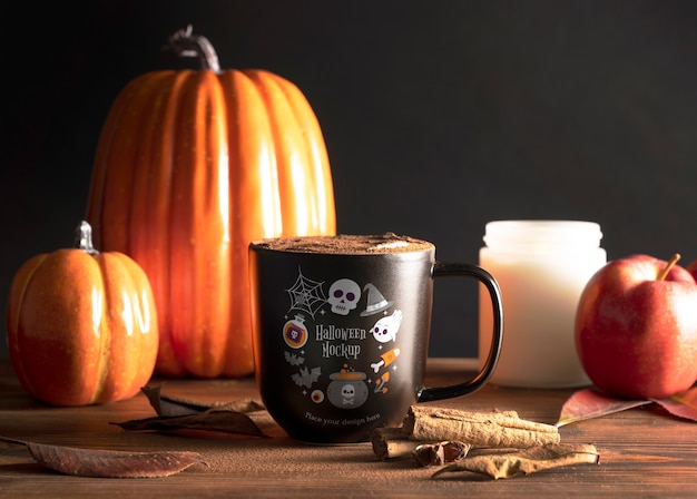 PSD vista della tazza per halloween con decorazioni