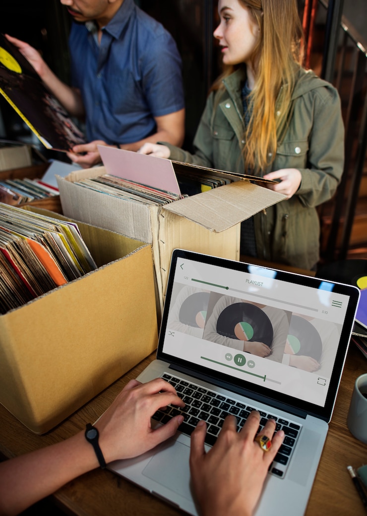 PSD vinil müzik gençler yaşam tarzı boş zaman konsepti