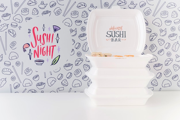 Vooraanzicht van sushikommen op lijst